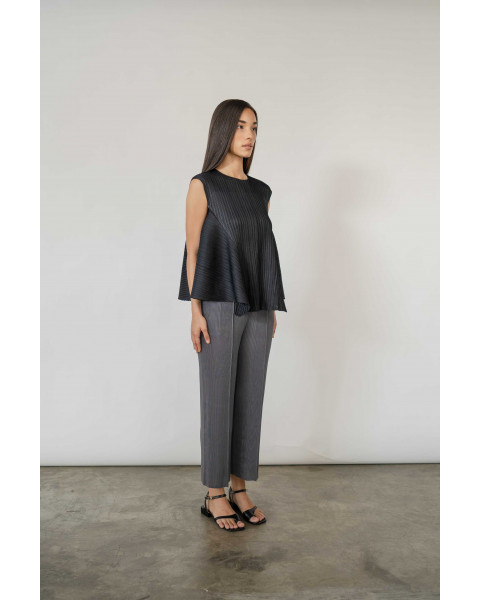 Maude Top in Charcoal